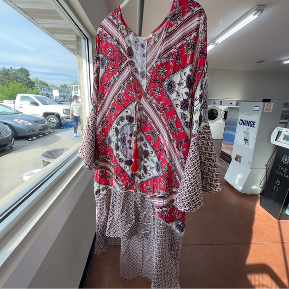 PLUS SIZE Womens RED FLORAL TIE FLARE SERAPE KIMONO CARDIGAN DUSTER 1X - Picture 1 of 5